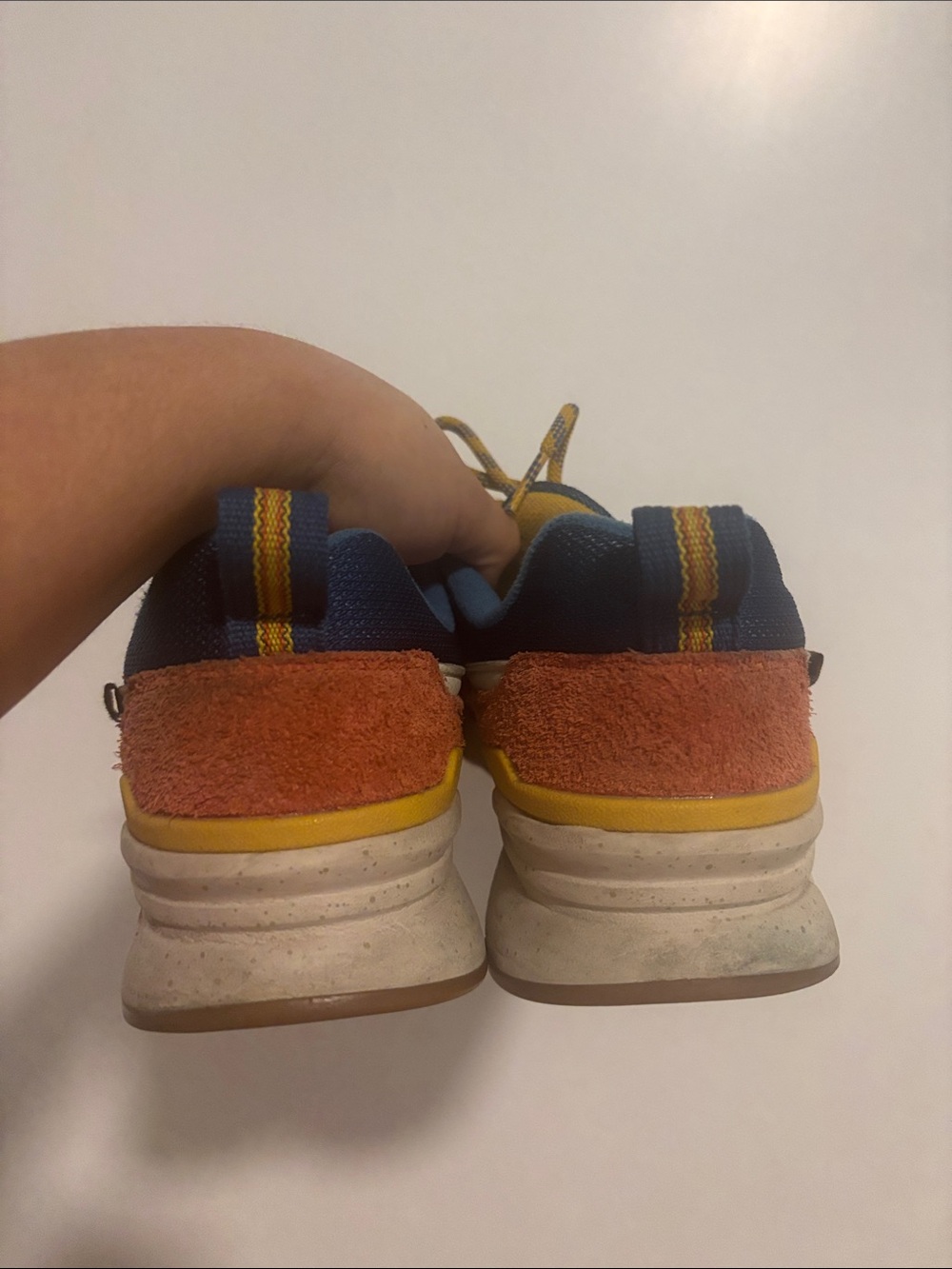 New Balance men’s sneakers sz 8.5 - Picture 3 of 6